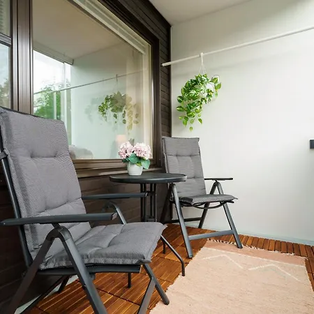 Spacious 1br In Centre Of With Free Parking Daire Rovaniemi