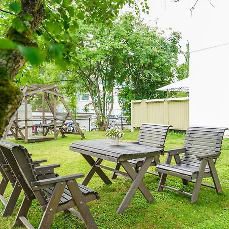 Spacious 1br In Centre Of With Free Parking Apartman