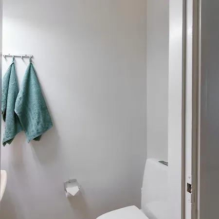 Spacious 1br In Centre Of With Free Parking Daire Rovaniemi